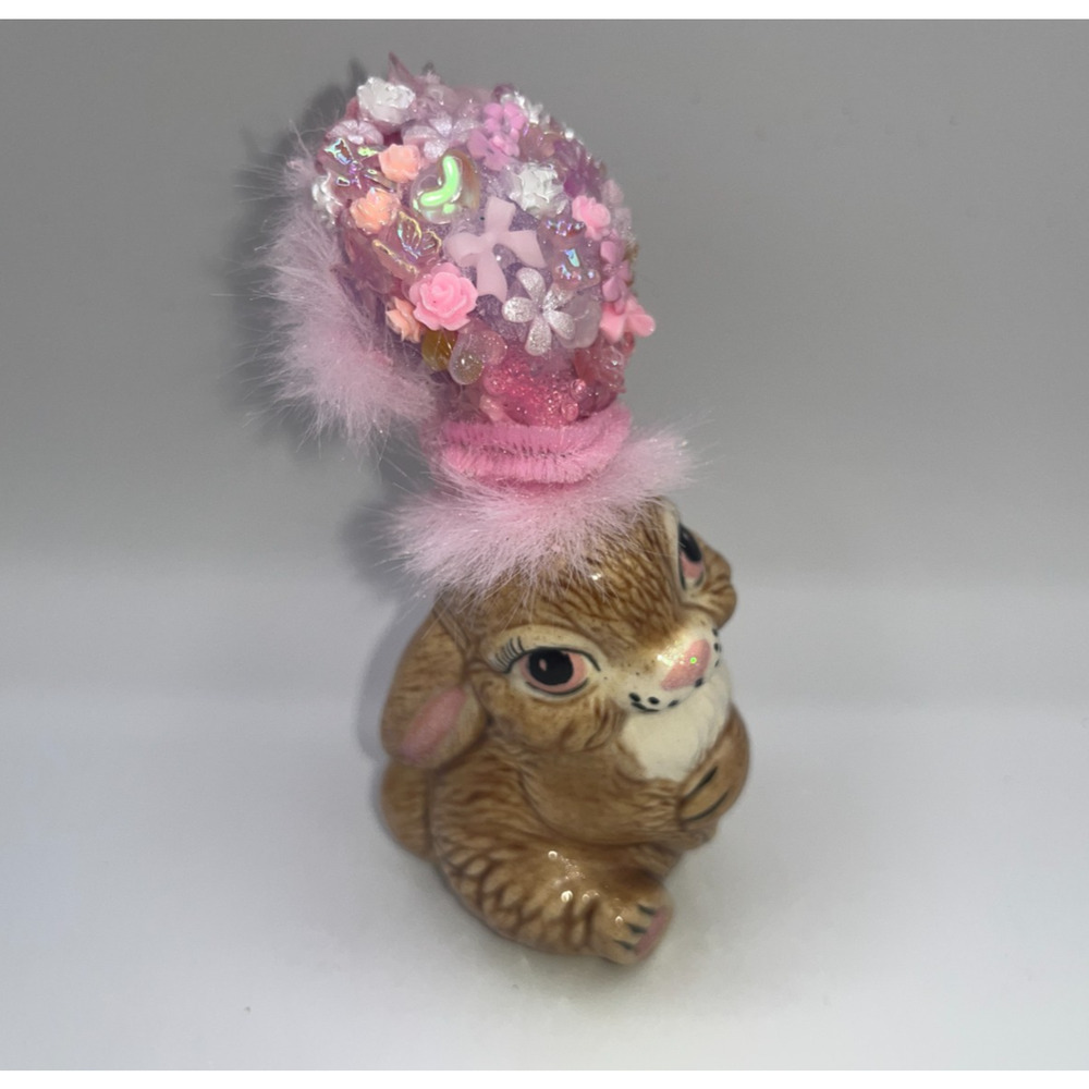 Vintage Ceramic Sitting Pretty Easter Bunny Poof Faux Fur Flower Hat Deb O. OOAK - Picture 4 of 16